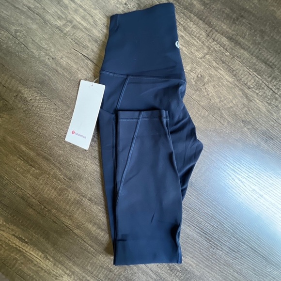 Lululemon align HR paint 25 pocket size for color TRNV - Picture 2 of 4